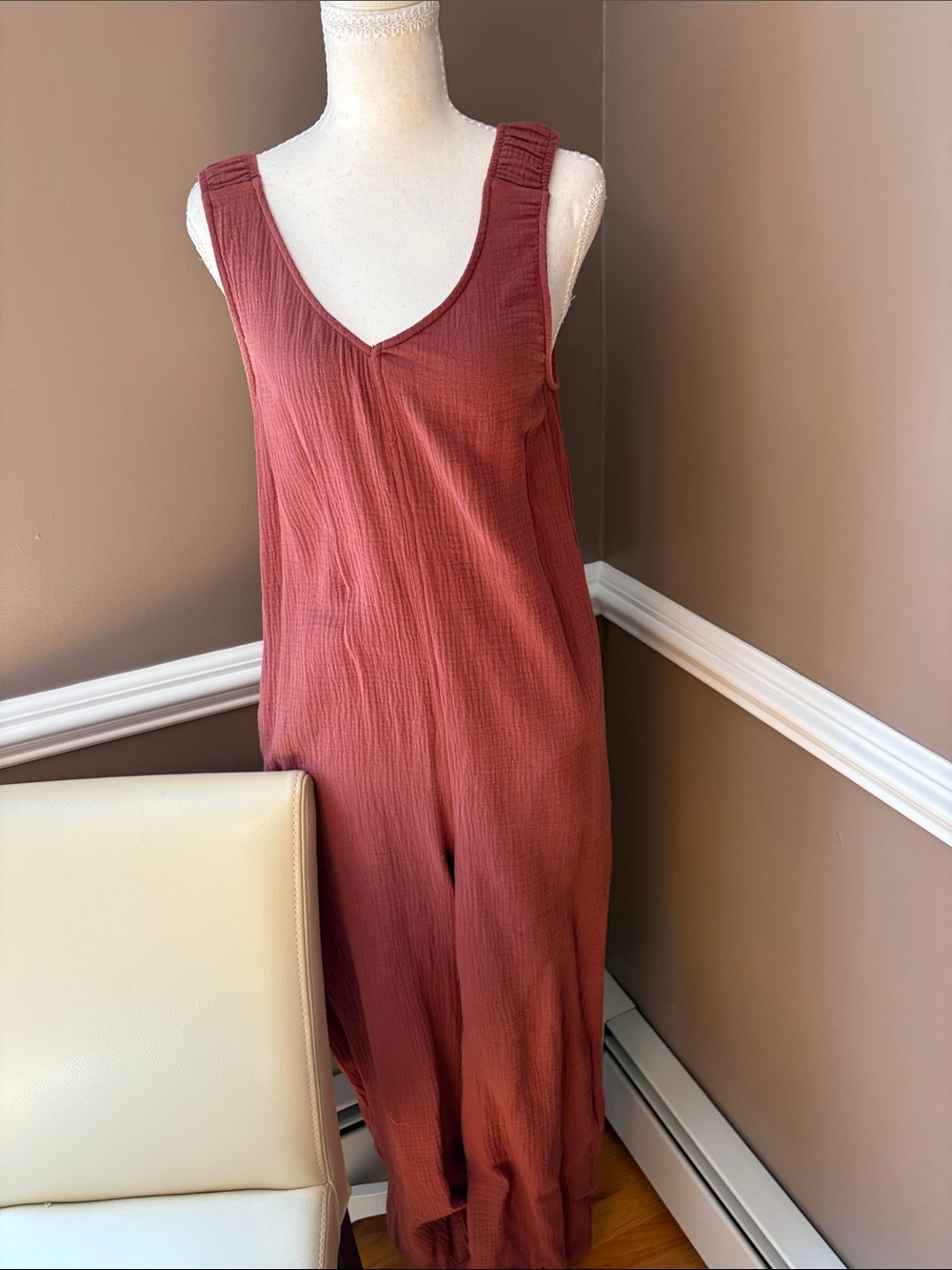 Sleeveless V-Neck Wide-Leg Jumpsuit in Dusty Rose